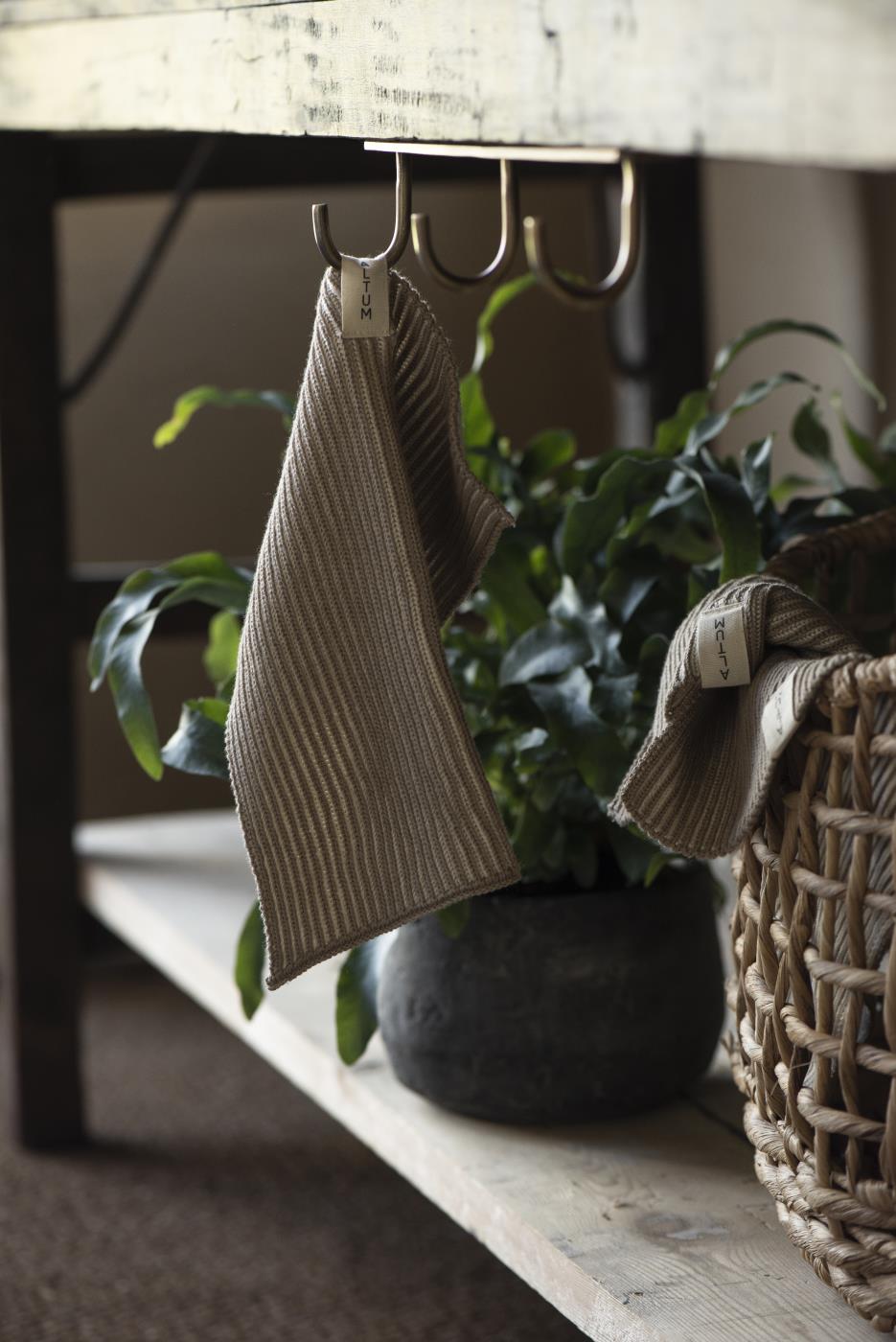 Knaggrekke, Antikk Messing - 31cm