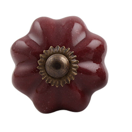 vinrød knott i keramikk - antikk og klassisk uttrykk