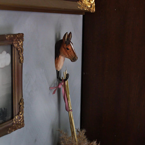 knagg hest araberhest wildlife garden nettbutikk