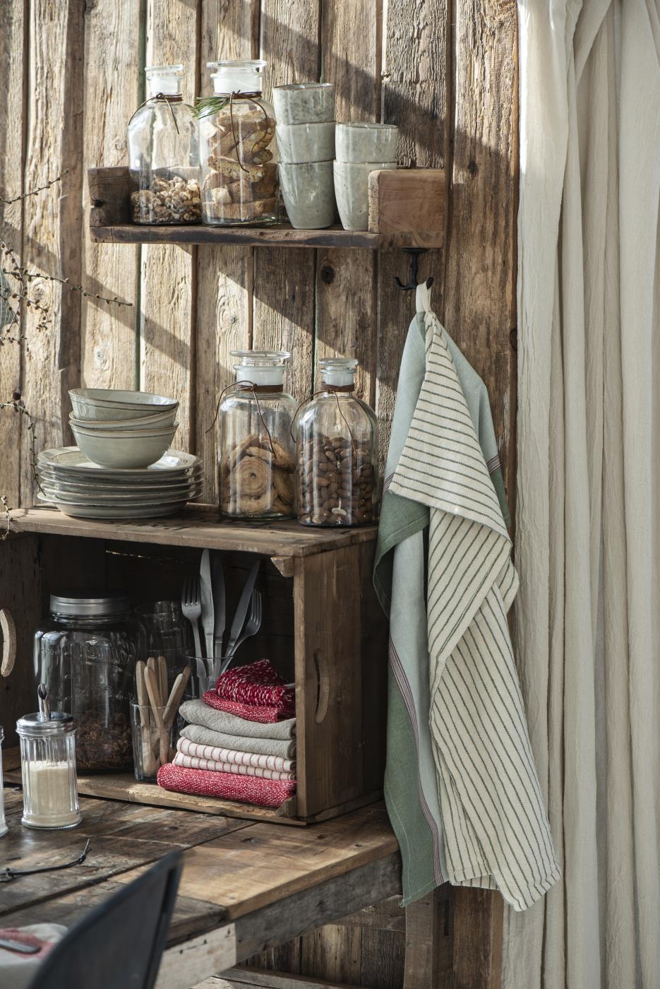 svart knagg hengende under hylle ib laursen nettbutikk 0505-24 rustikk kjøkken