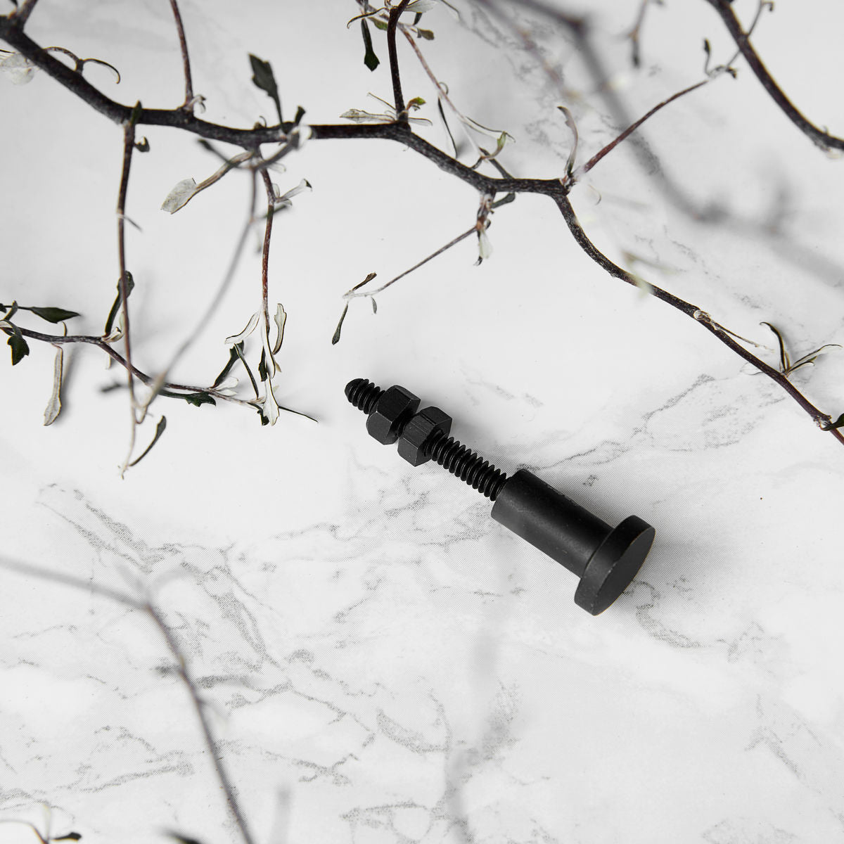 svart liten mini knott kjøkken kommode sort