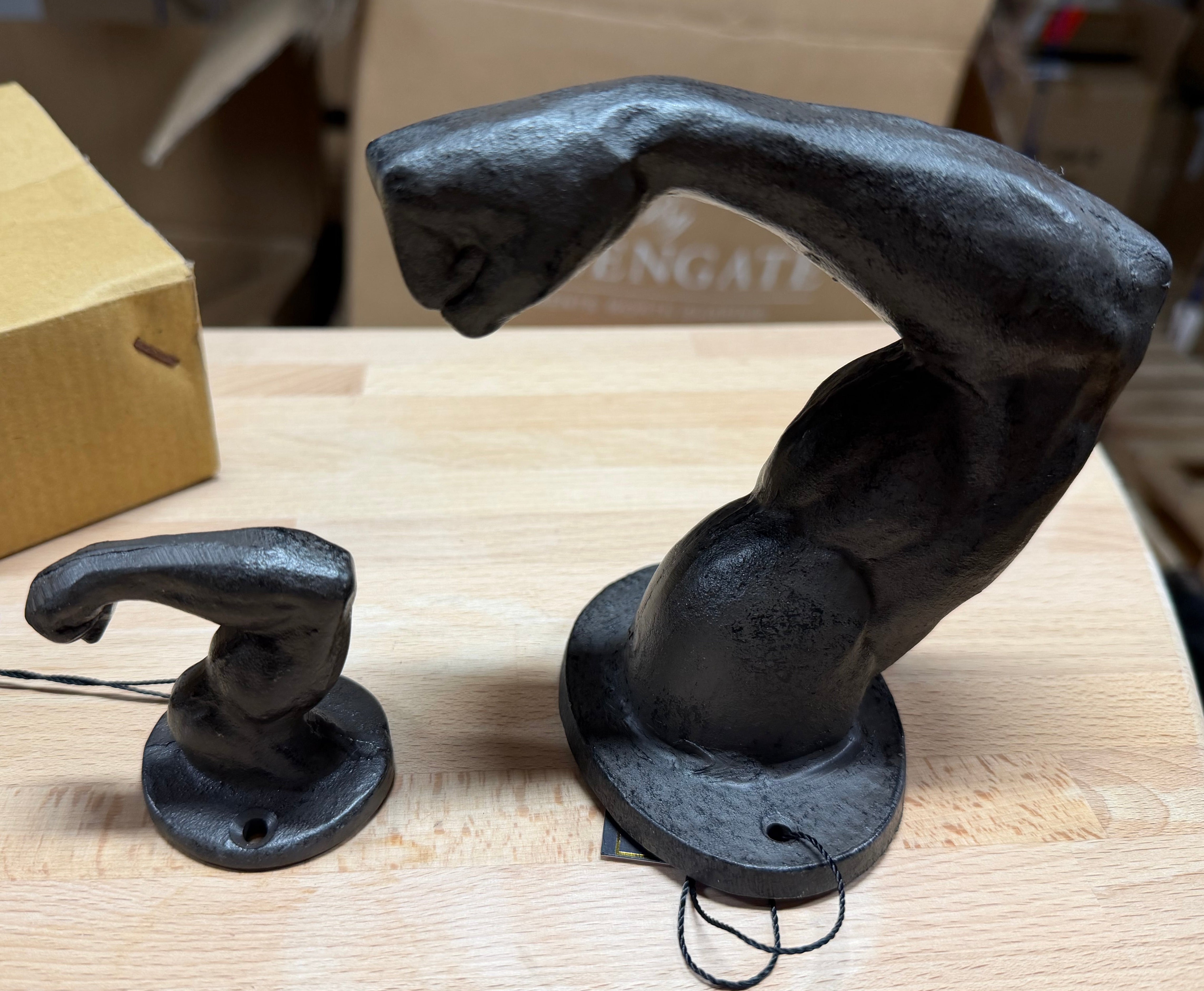 Knagg, Muskuløs Arm - 6cm