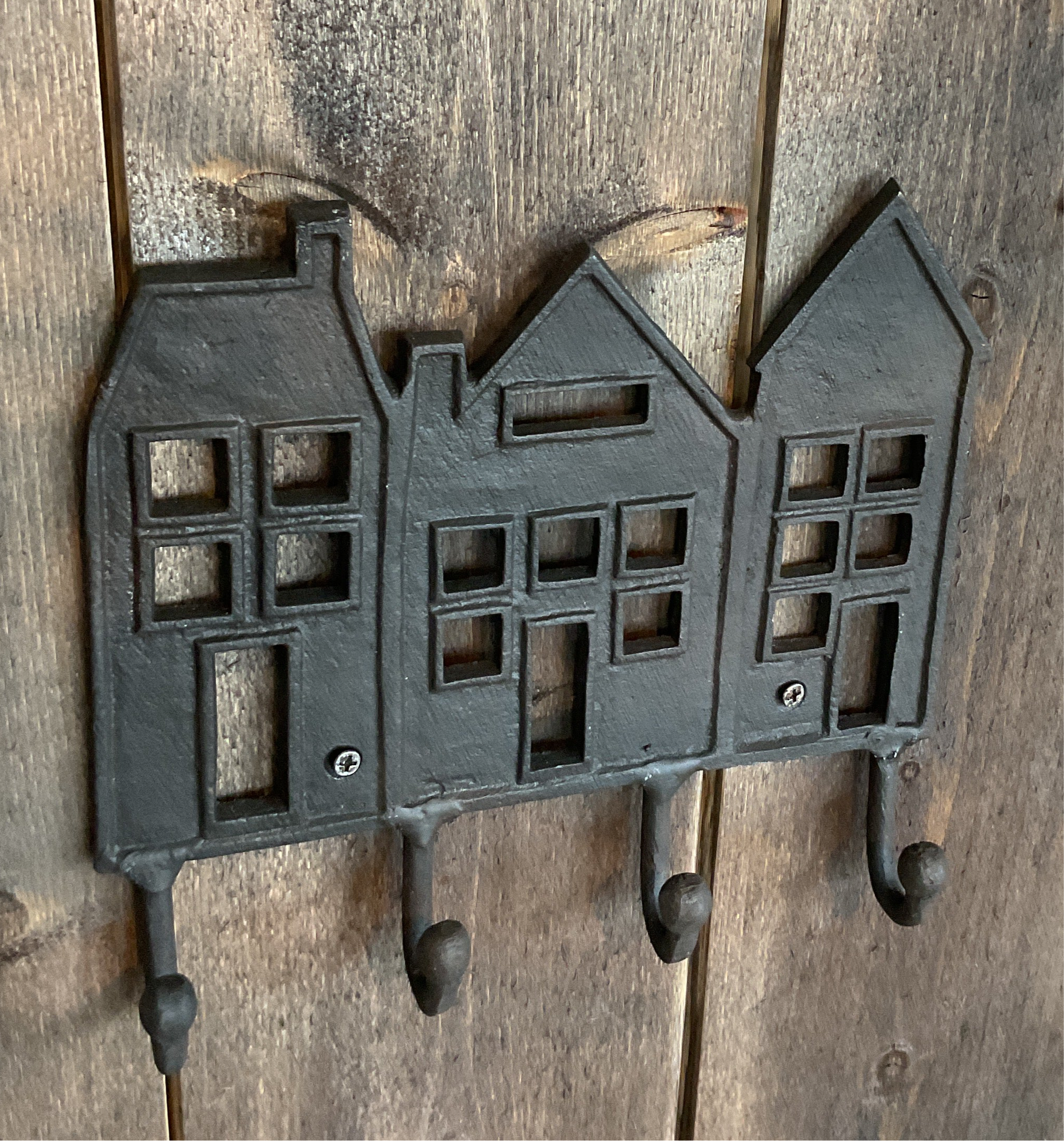 Knaggrekke Hus - 23cm